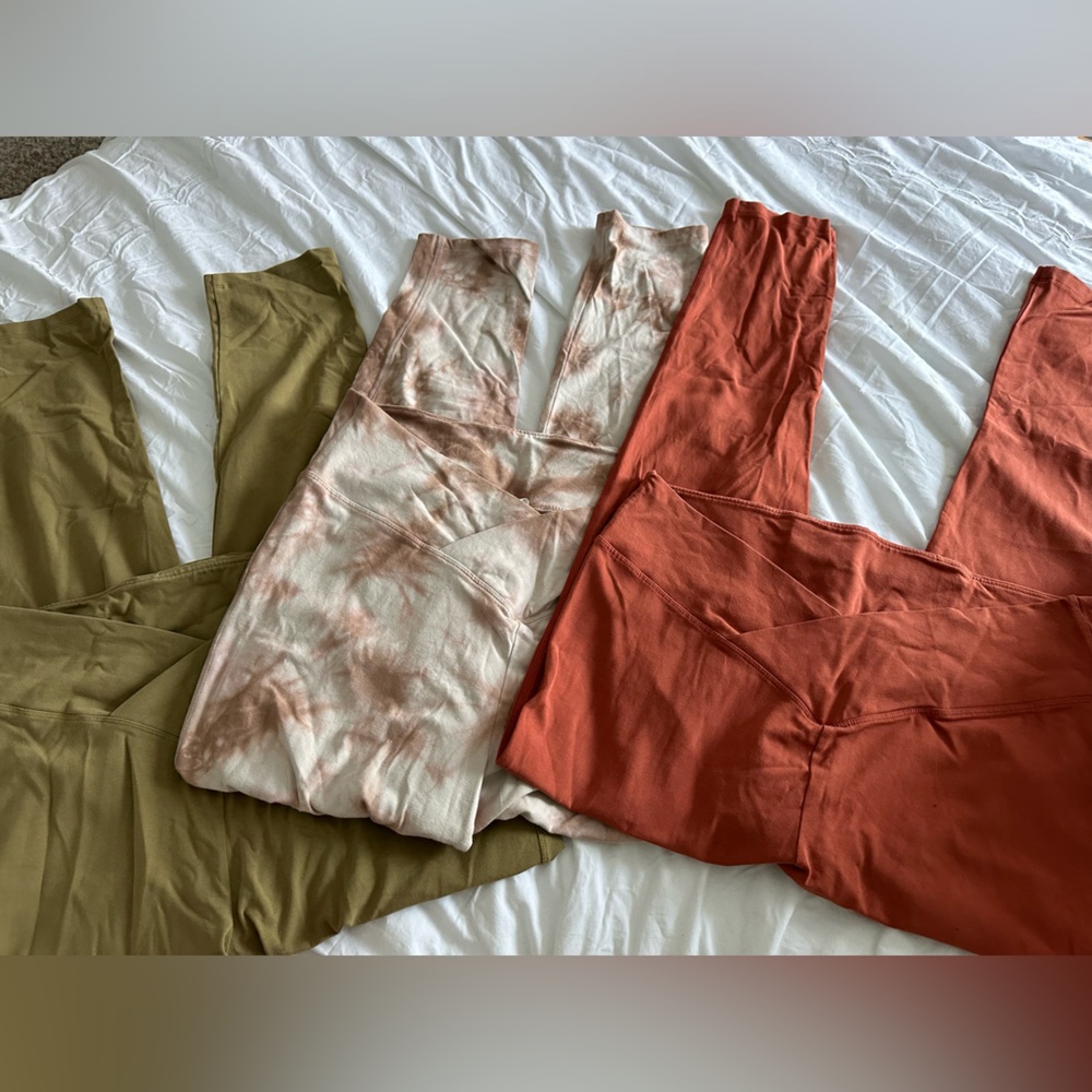 (3) Pair of PINK Victoria Secret Cotton XL Leggings (87% Cotton)